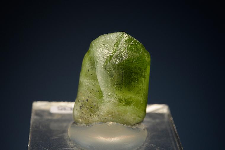 FORSTERITE var. Peridot