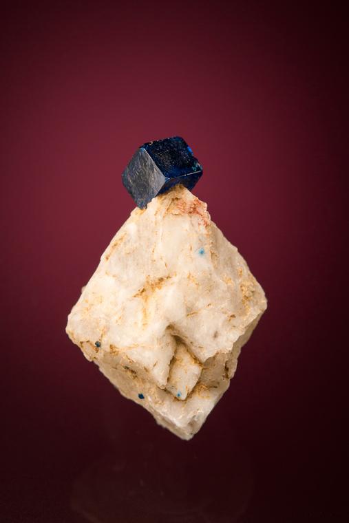 BOLEITE on ANGLESITE
