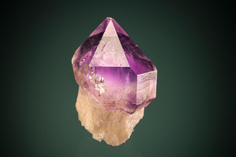 QUARTZ var. Amethyst