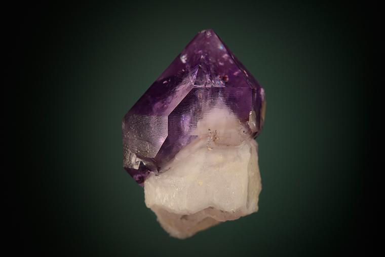 QUARTZ var. Amethyst