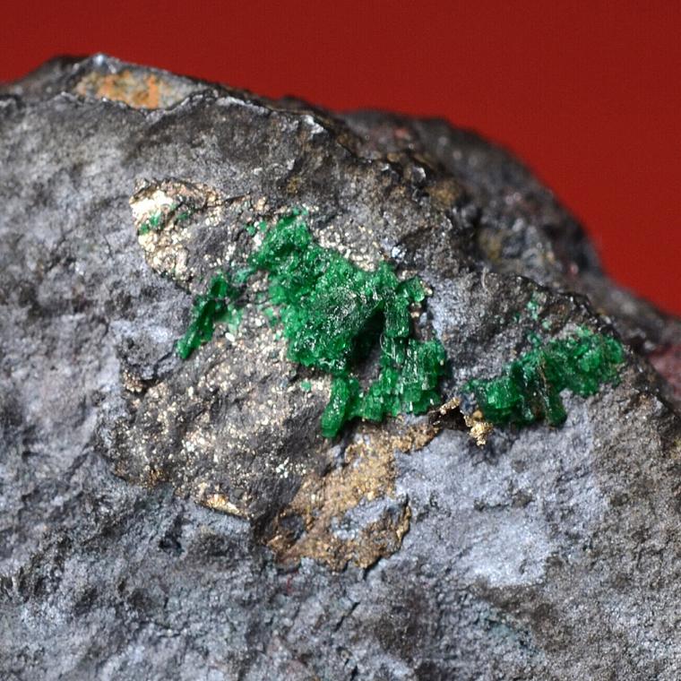SILVER and BROCHANTITE