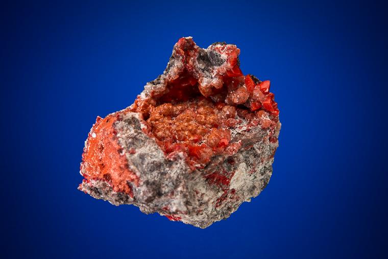CUPRITE var. Chalcotrichite on/in CALCITE