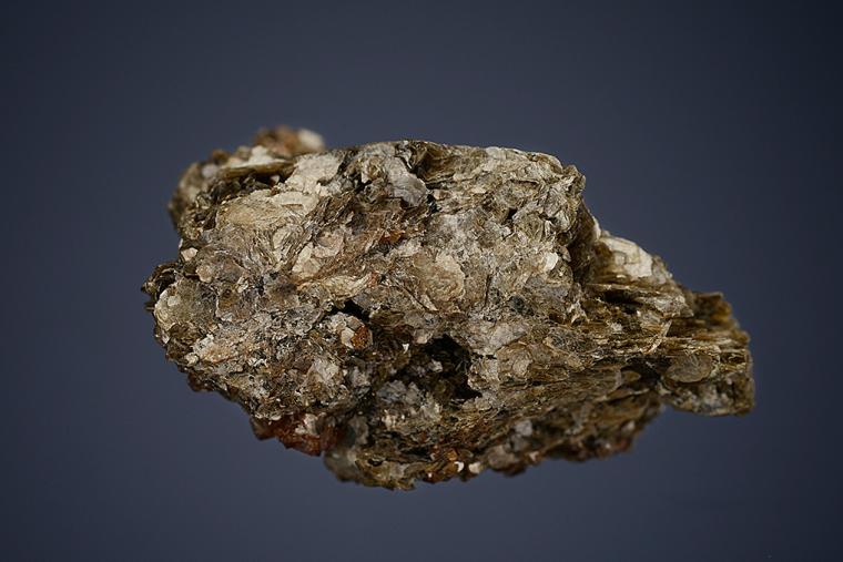 SCHEELITE on MUSCOVITE