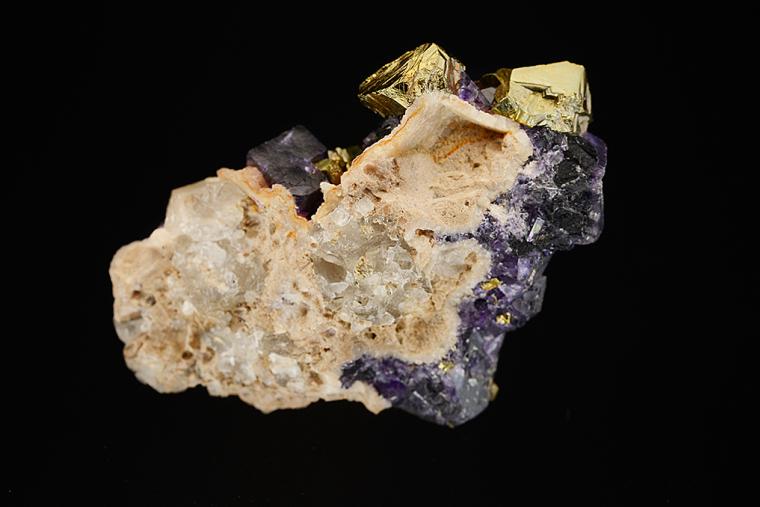 CHALCOPYRITE with FLUORITE