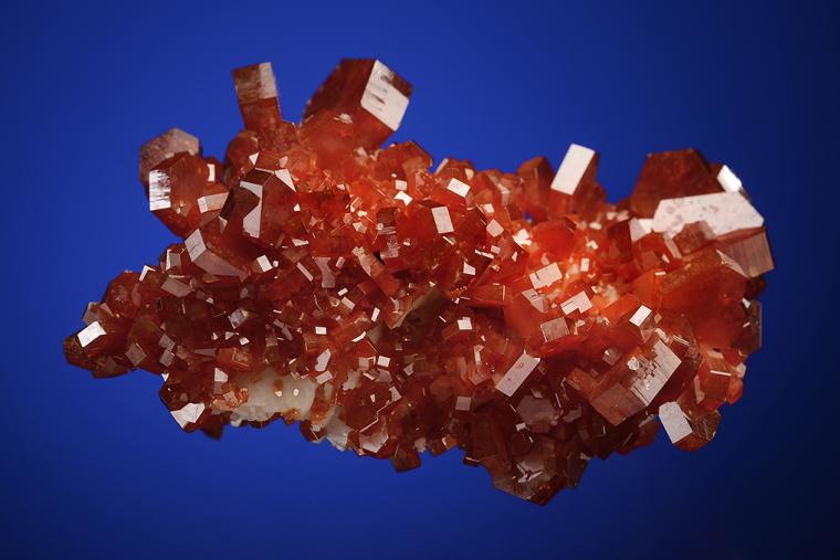 VANADINITE on BARITE