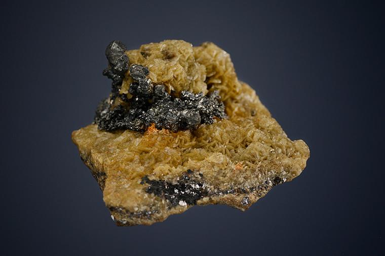 ACANTHITE on SIDERITE