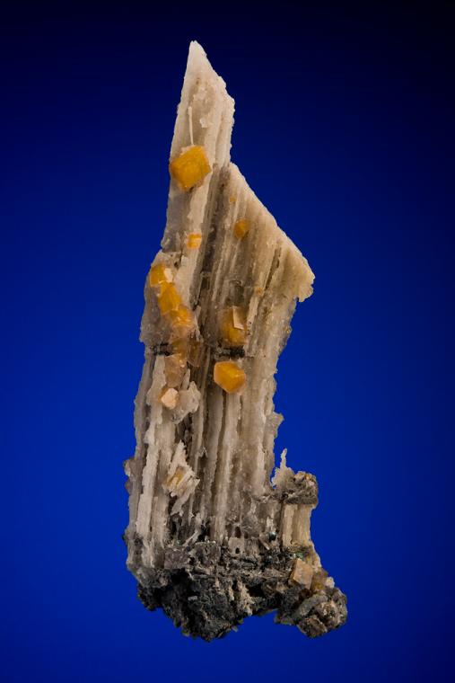 SMITHSONITE on QUARTZ