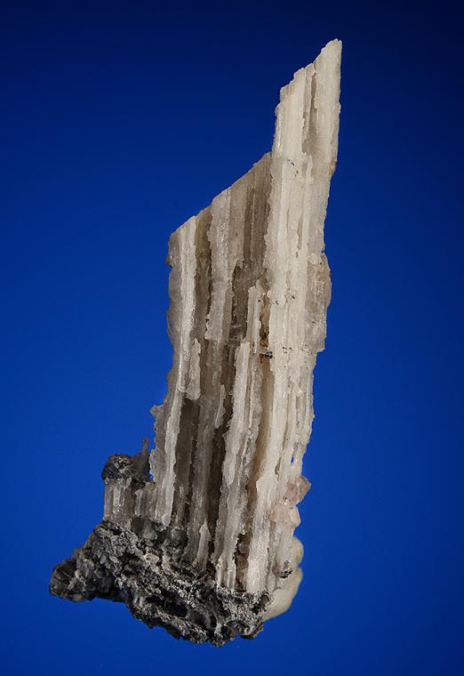 SMITHSONITE on QUARTZ
