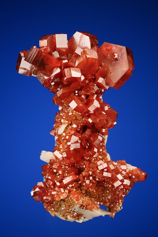 VANADINITE on BARITE