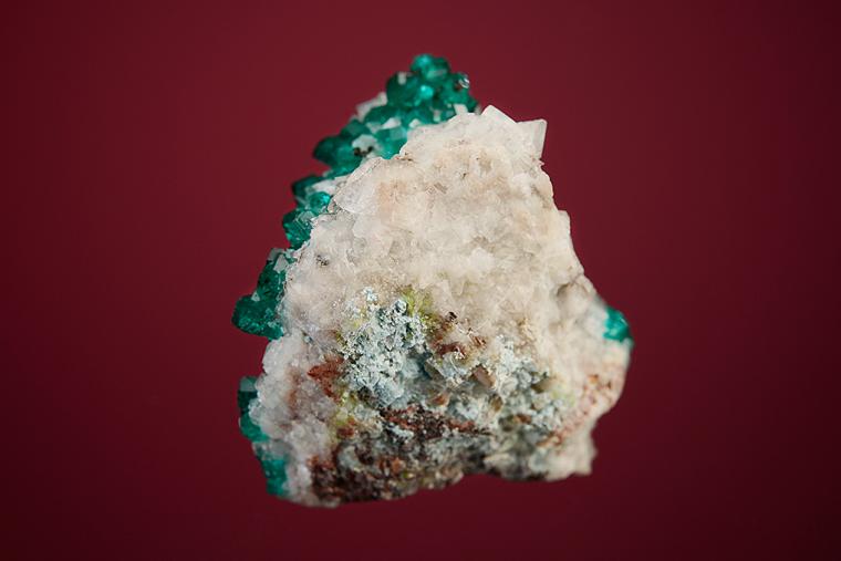 DIOPTASE on CALCITE