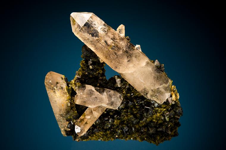 QUARTZ on EPIDOTE