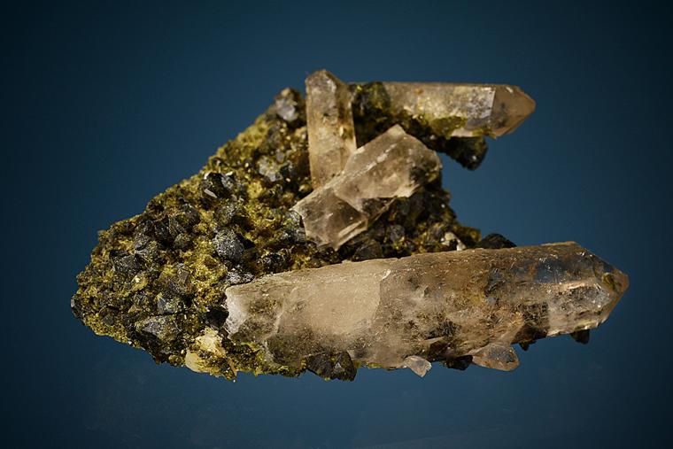 QUARTZ on EPIDOTE