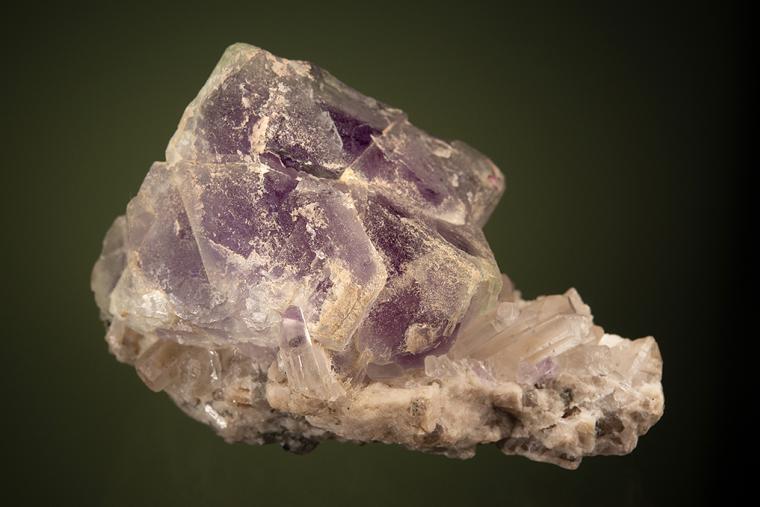 FLUORITE on QUARTZ (repaired)