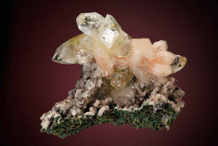 APOPHYLLITE with STILBITE