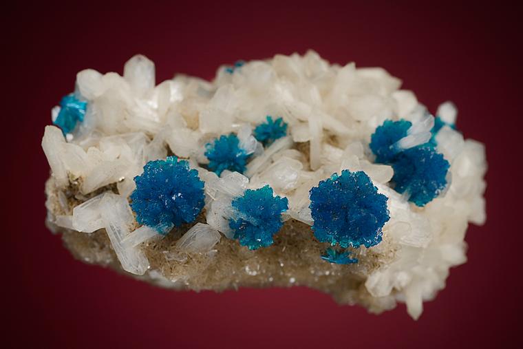 CAVANSITE on STILBITE