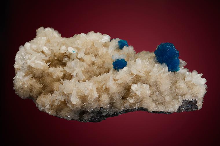 CAVANSITE on STILBITE