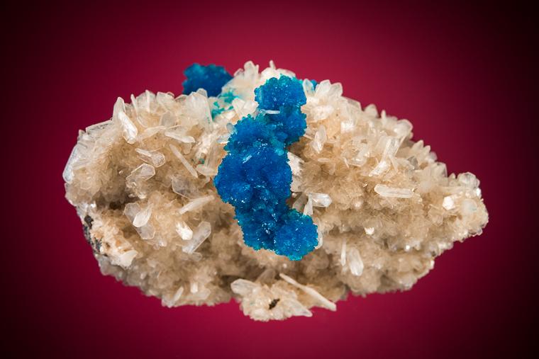 CAVANSITE on STILBITE