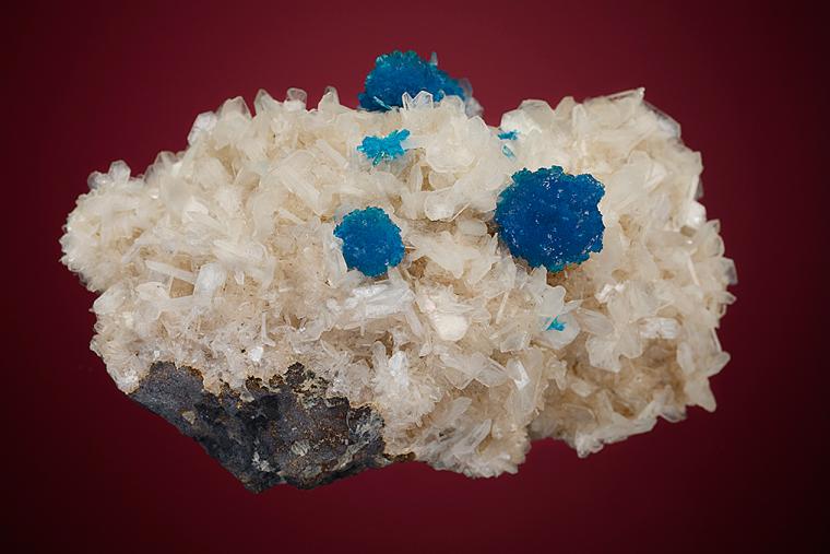 CAVANSITE on STILBITE