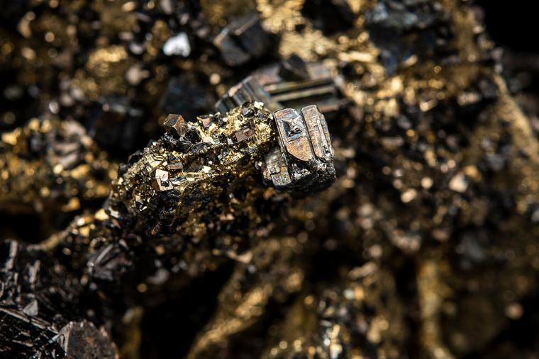 PYRITE after PYRRHOTITE with BOURNONITE, SPHALERITE and ARSENOPYRITE