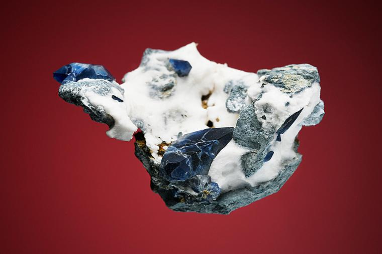 BENITOITE