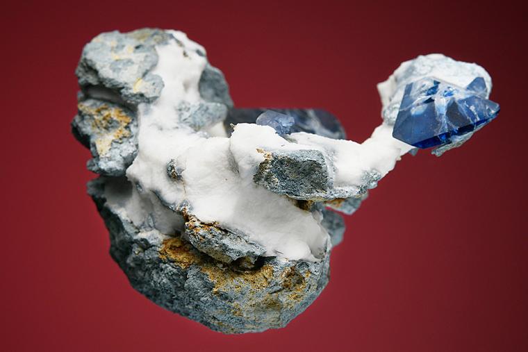 BENITOITE