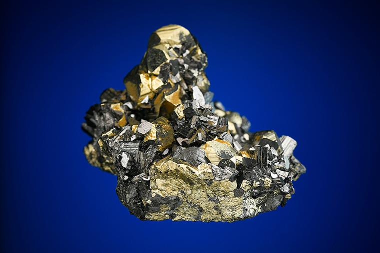 ENARGITE on PYRITE