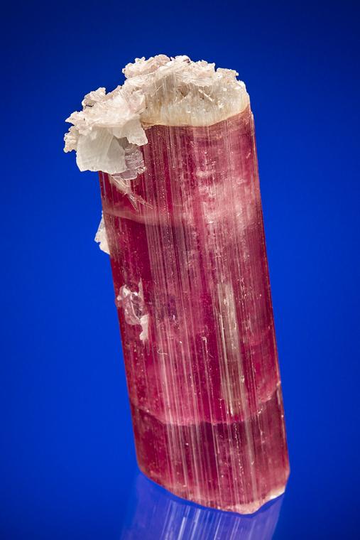 ELBAITE with ALBITE var. Cleavelandite