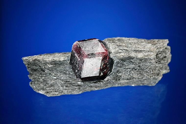 ALMANDINE