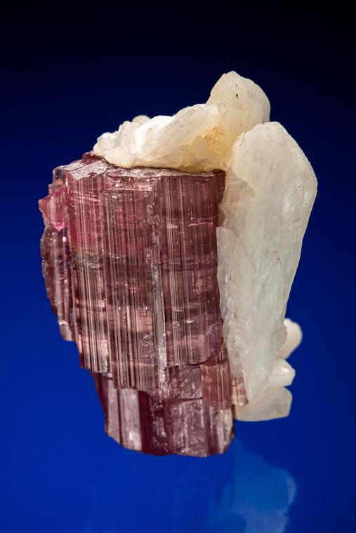 ELBAITE with STILBITE
