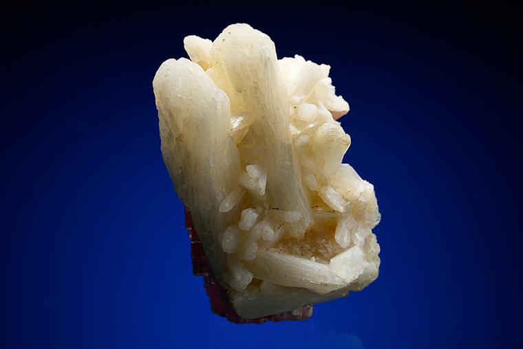 ELBAITE with STILBITE