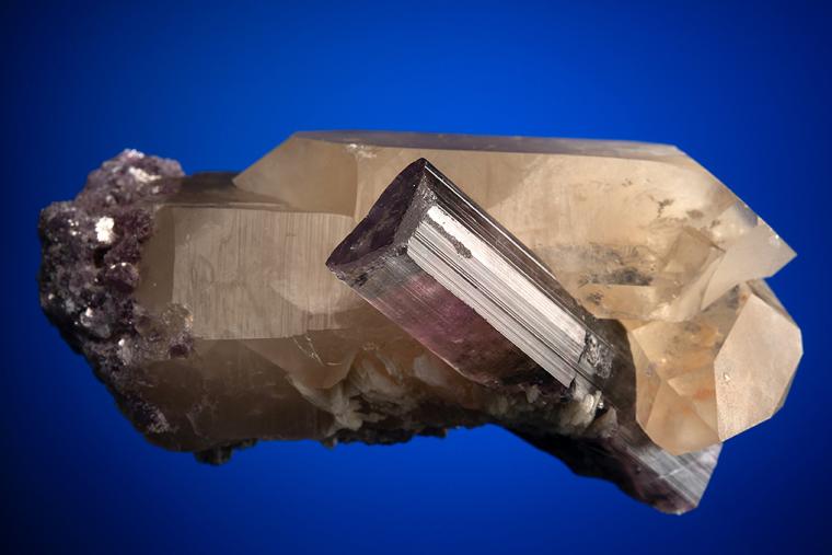 ELBAITE with LEPIDOLITE on QUARTZ (repaired)