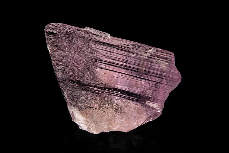 SPODUMENE var. Kunzite