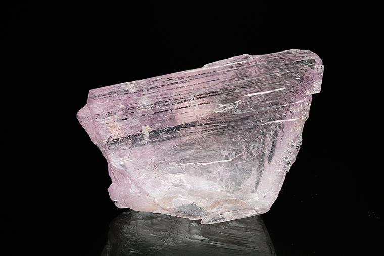 SPODUMENE var. Kunzite