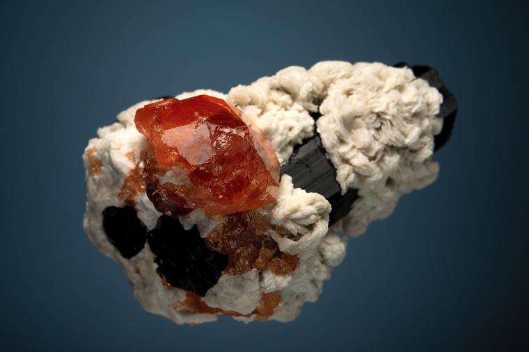 SPESSARTINE with SCHORL and ALBITE var. Cleavelandite