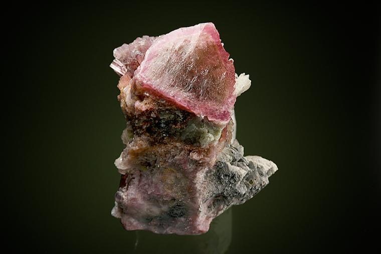 ELBAITE with LEPIDOLITE and ALBITE var. Cleavelandite