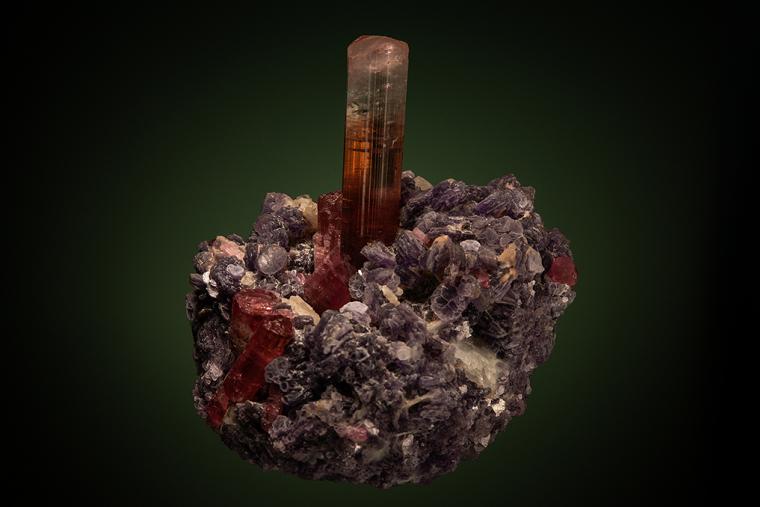 ELBAITE on LEPIDOLITE (repaired)