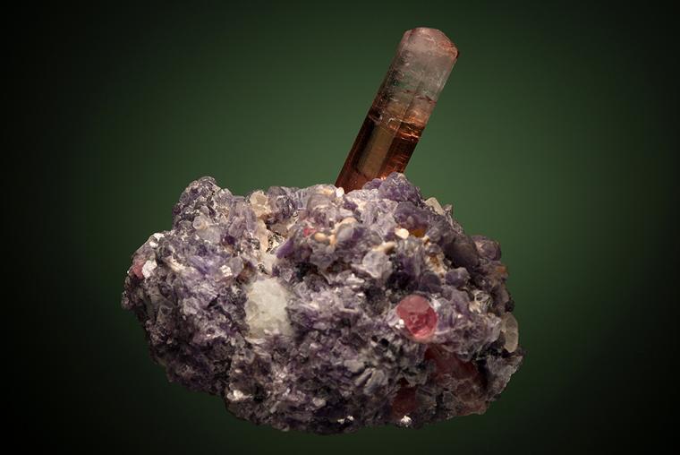 ELBAITE on LEPIDOLITE (repaired)
