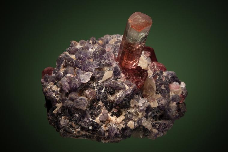 ELBAITE on LEPIDOLITE (repaired)