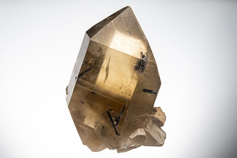 QUARTZ var. Smoky with Tourmaline inclusion