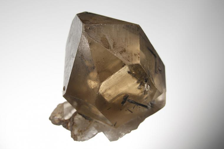 QUARTZ var. Smoky with Tourmaline inclusion