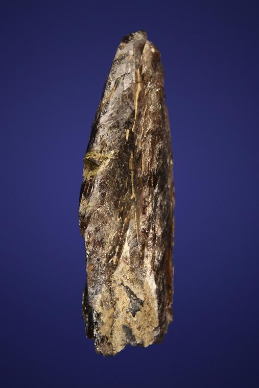AXINITE