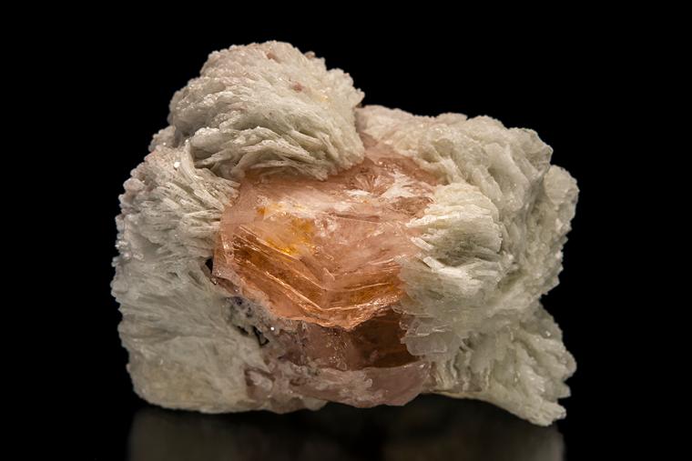 BERYL var. Morganite with ALBITE var. Cleavelandite