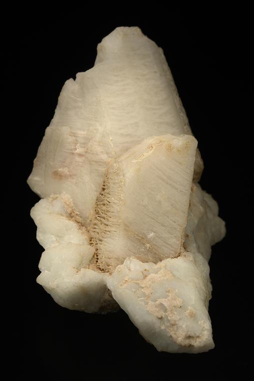 MICROCLINE (Baveno twin) on ALBITE var. Cleavelandite