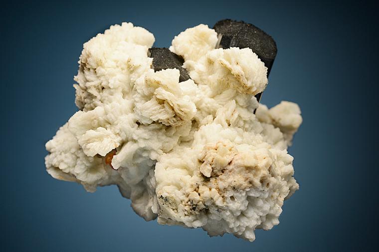 SCHORL with ALBITE var. Cleavelandite