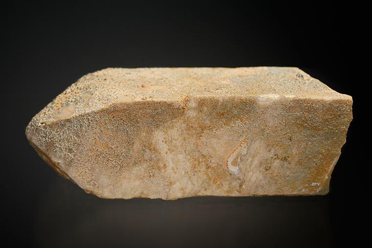 APATITE on MICROCLINE (Baveno twin)