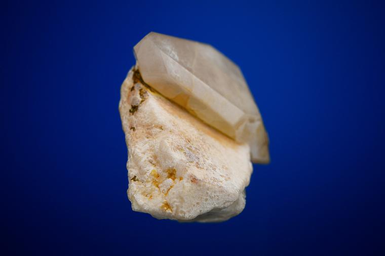 HERDERITE on QUARTZ and MICROCLINE