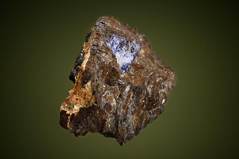 PHOSPHOSIDERITE on LITHIOPHILITE