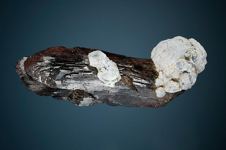 NEPTUNITE