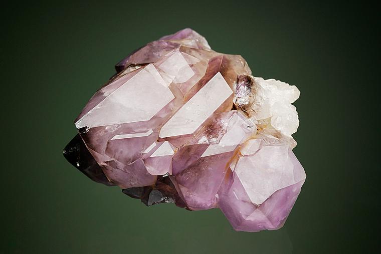 QUARTZ var. Amethyst