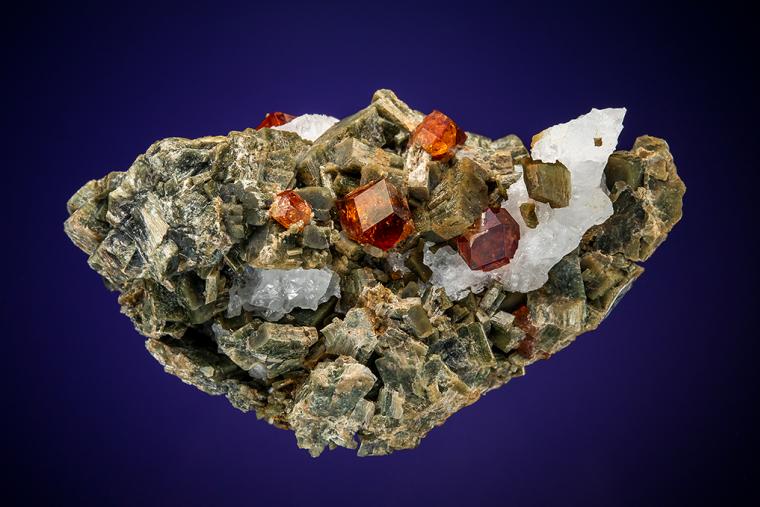 GROSSULAR on DIOPSIDE